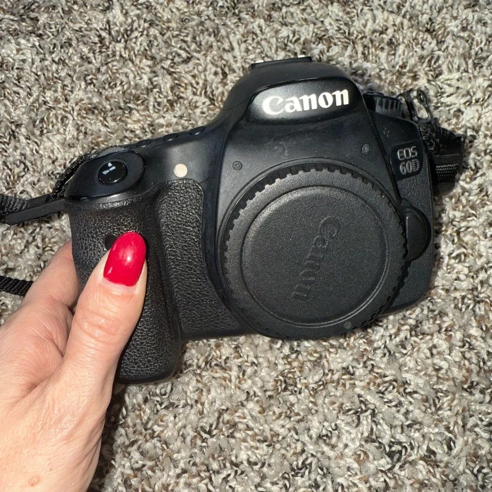 Canon EOS 60D Body + Kit bundles